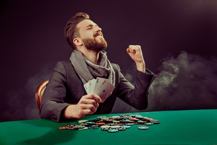 Dashboard Program Loyalitas fifarenderz menampilkan tingkat keanggotaan dan progress ke tingkat berikutnya